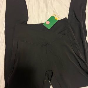 Halara full length cross over leggings